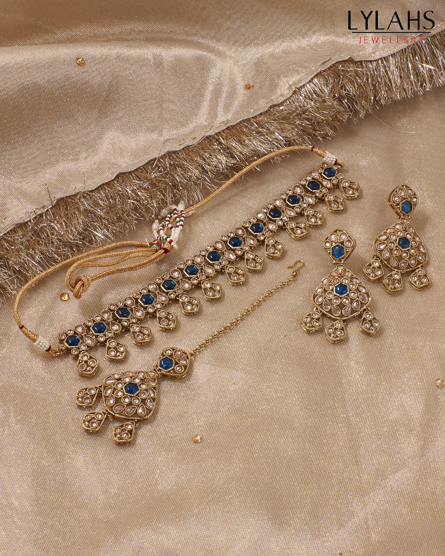 Choker Sets 496